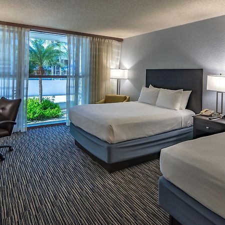 Sawgrass Grand Hotel And Suites Sports Complex Сънрайз Екстериор снимка