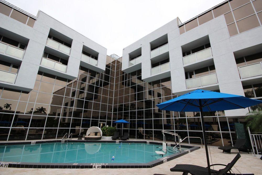 Sawgrass Grand Hotel And Suites Sports Complex Сънрайз Екстериор снимка