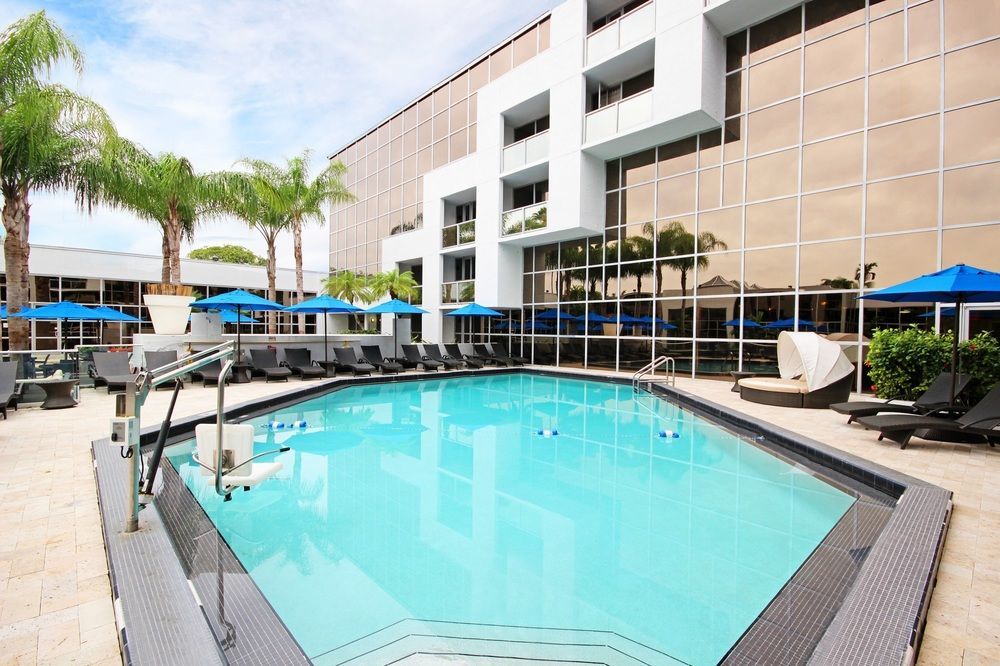Sawgrass Grand Hotel And Suites Sports Complex Сънрайз Екстериор снимка