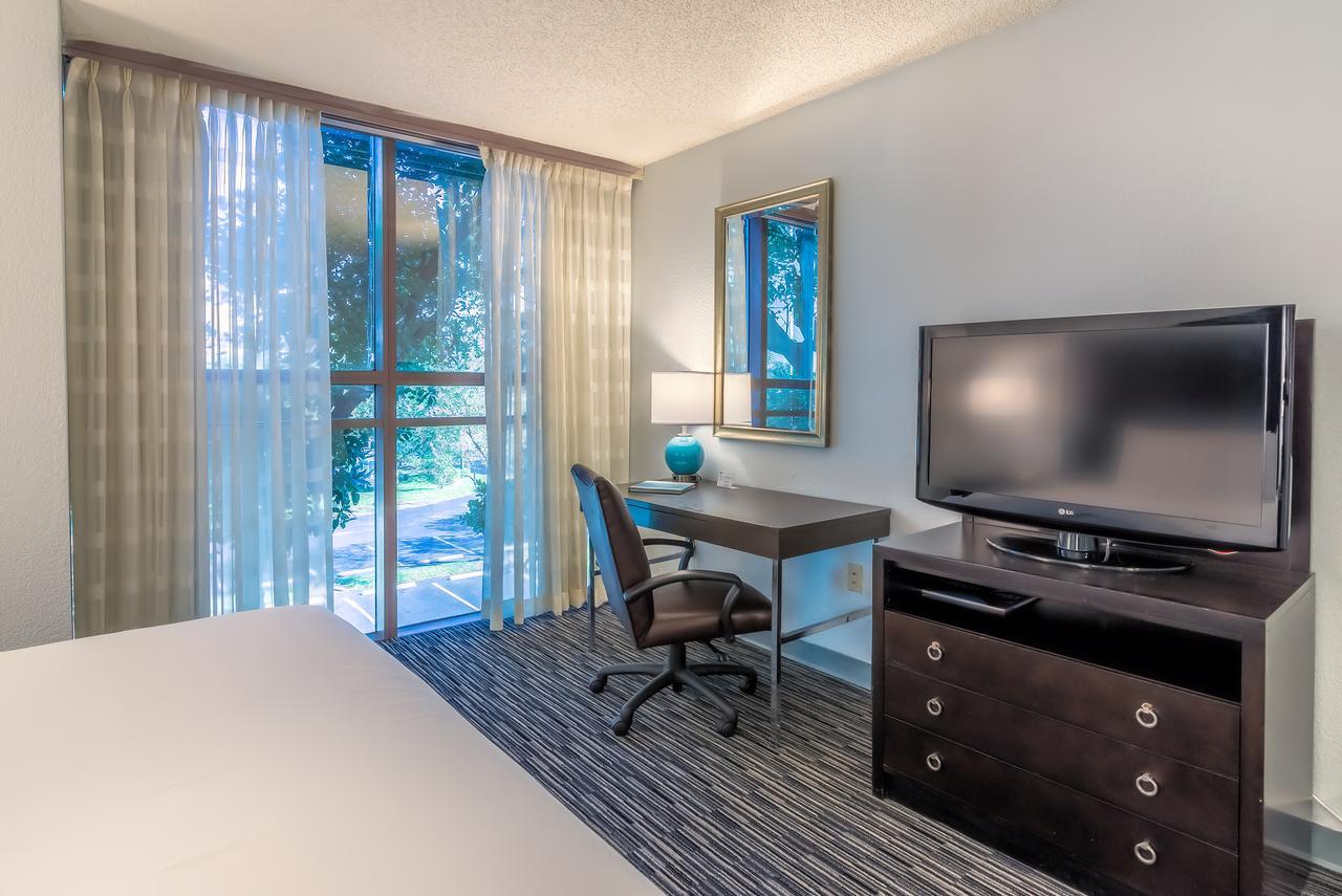 Sawgrass Grand Hotel And Suites Sports Complex Сънрайз Екстериор снимка