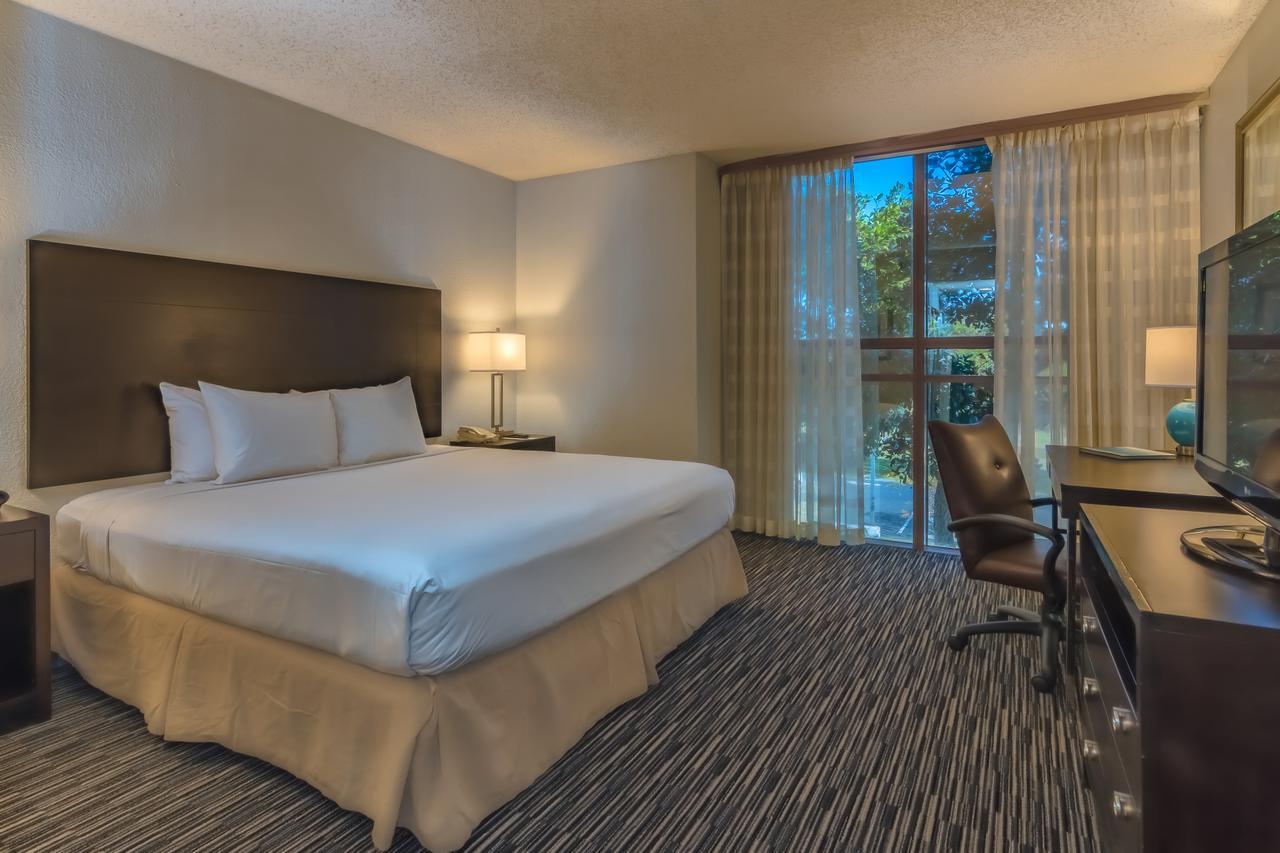 Sawgrass Grand Hotel And Suites Sports Complex Сънрайз Екстериор снимка