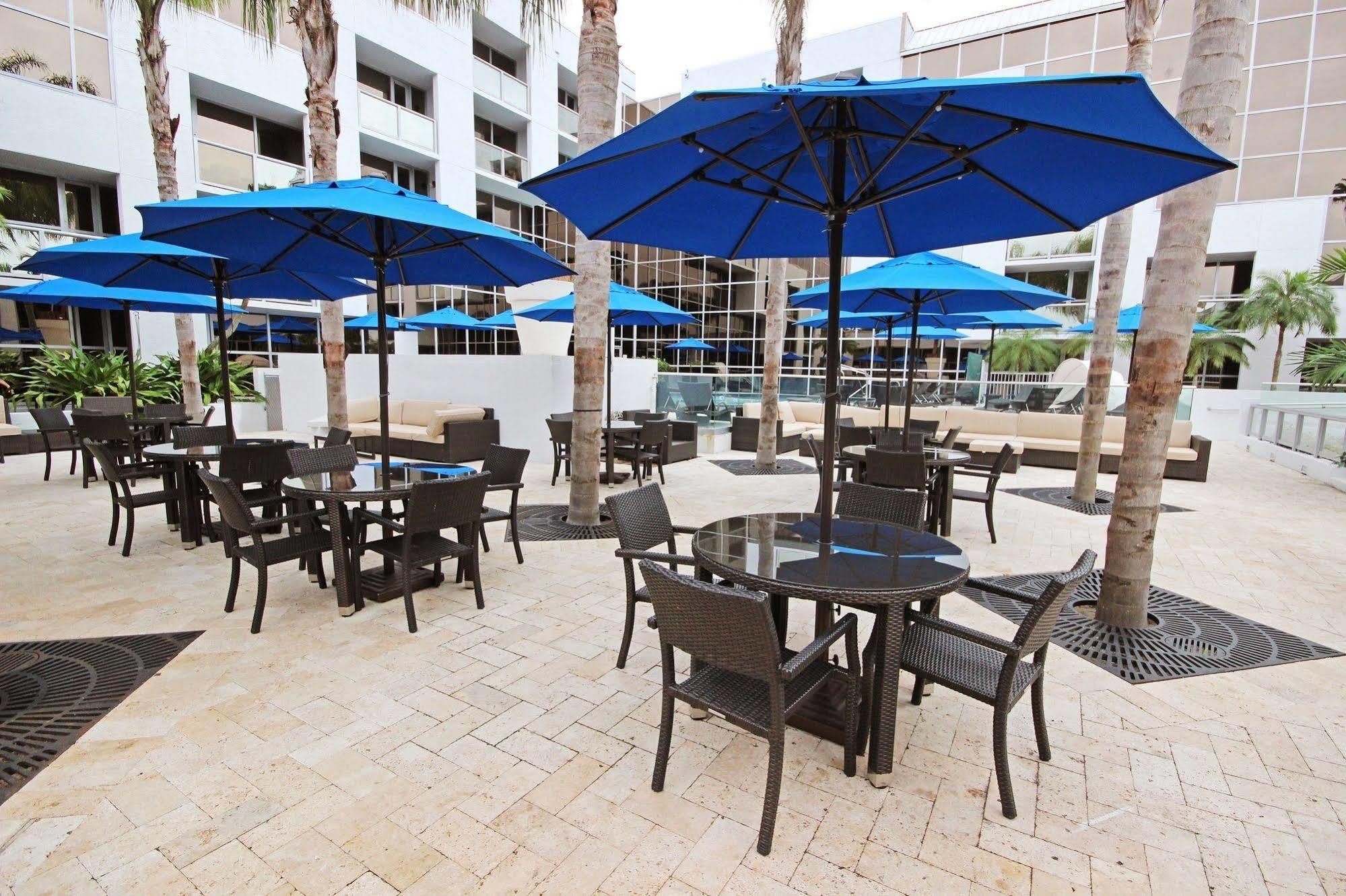 Sawgrass Grand Hotel And Suites Sports Complex Сънрайз Екстериор снимка